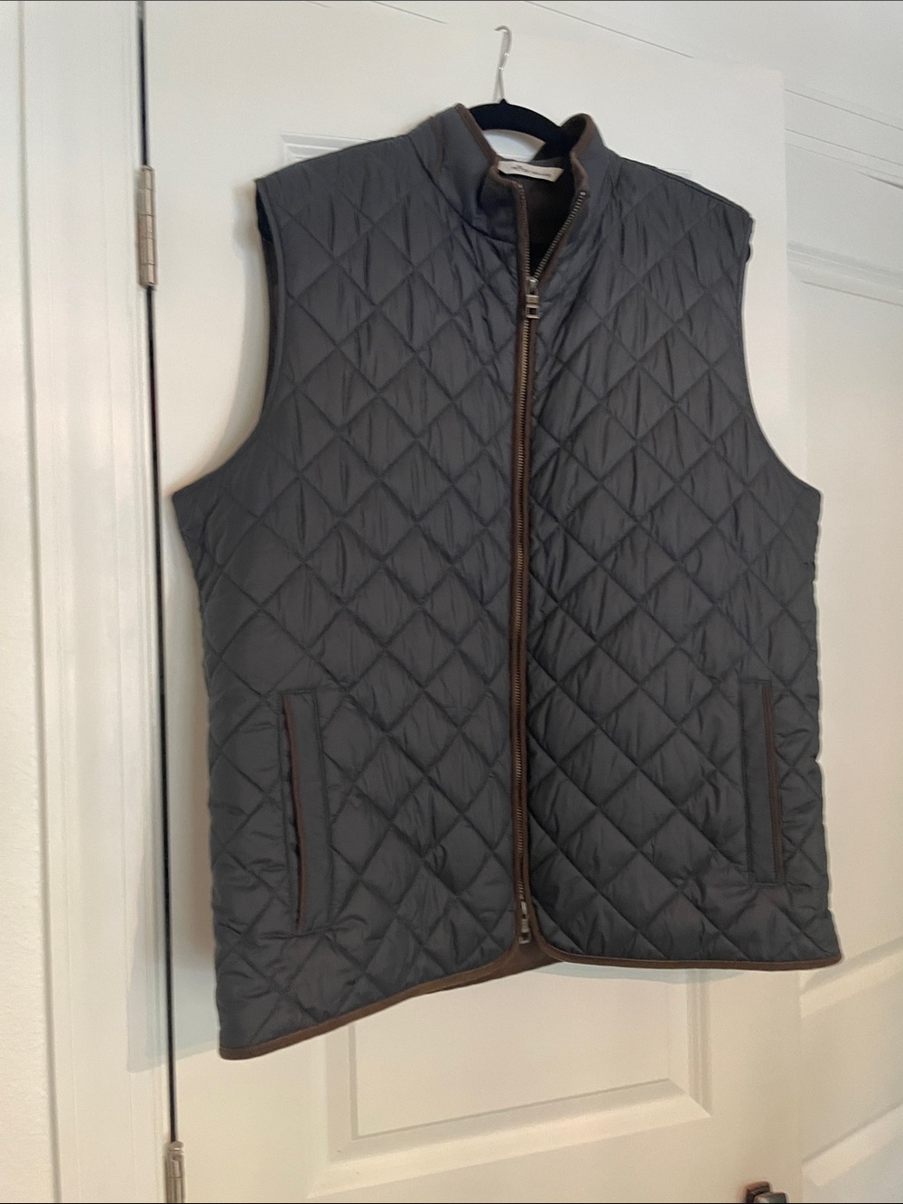 Peter Millar Quilted Gray Sleeveless Vest